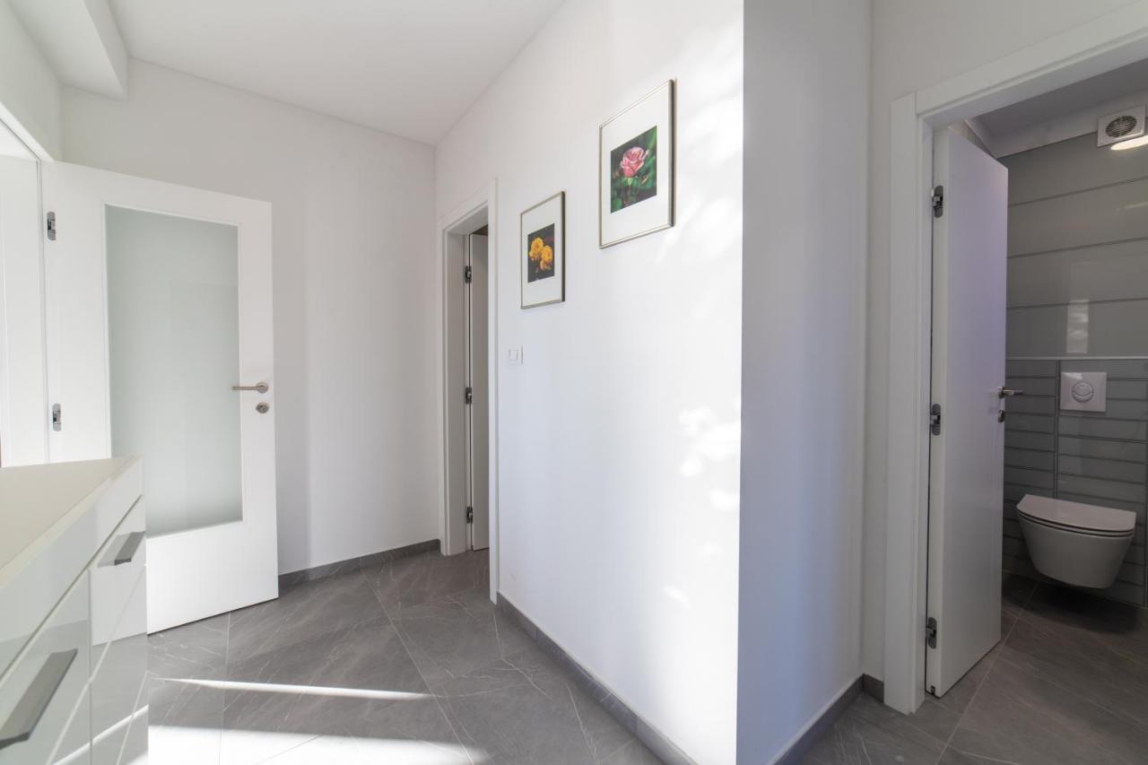 Apartments Katarina Kastela Ngoại thất bức ảnh