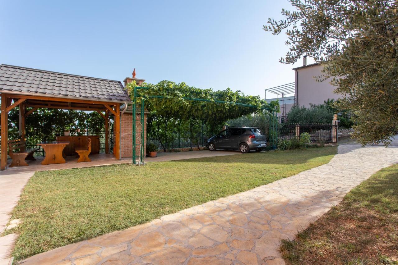 Apartments Katarina Kastela Ngoại thất bức ảnh